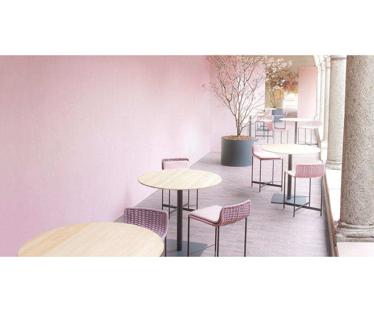 Heron Outdoor Barstool