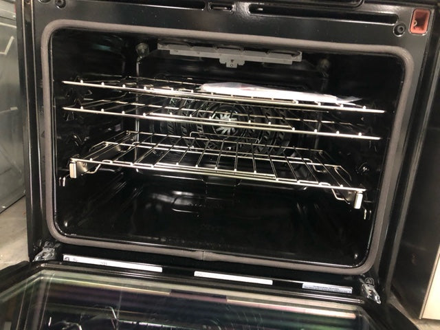 FRIGIDAIRE Gallery 30" Single-Electric Wall Oven w/ AirFry True Convection