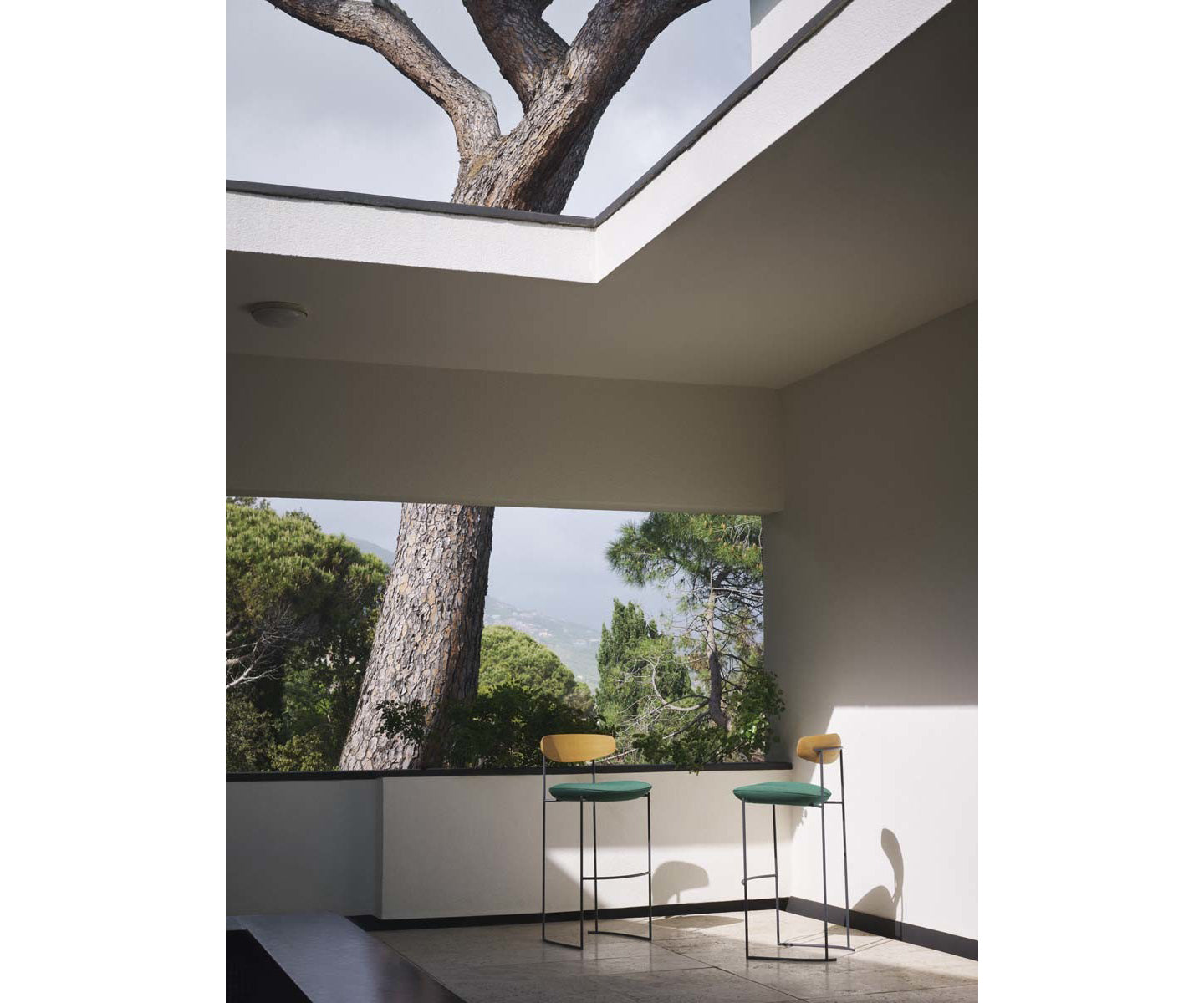 Keel Outdoor Barstool