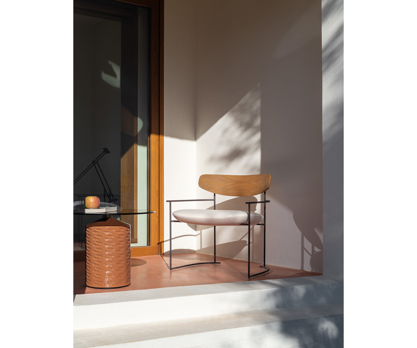 Keel Outdoor Lounge Chair