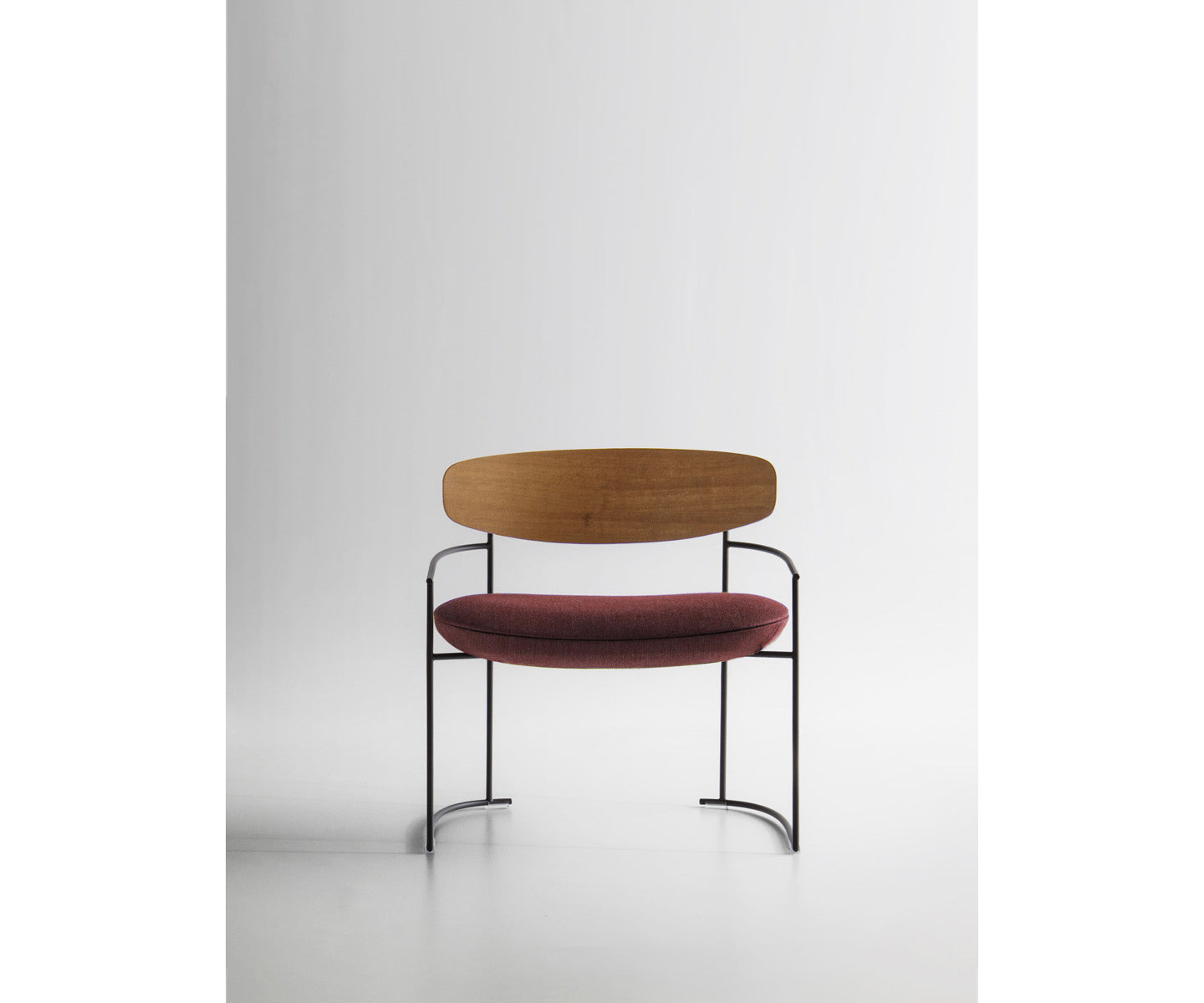 Keel Outdoor Lounge Chair