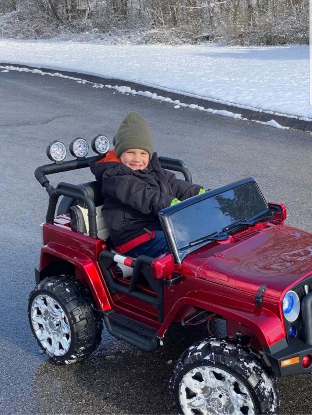 Magic Cars 2 Seater 24 Volt 4x4 Electric Ride On Jeep Style Rubber Tires Fully Loaded Truck ATV UTV For Kids Wireless Parental Control