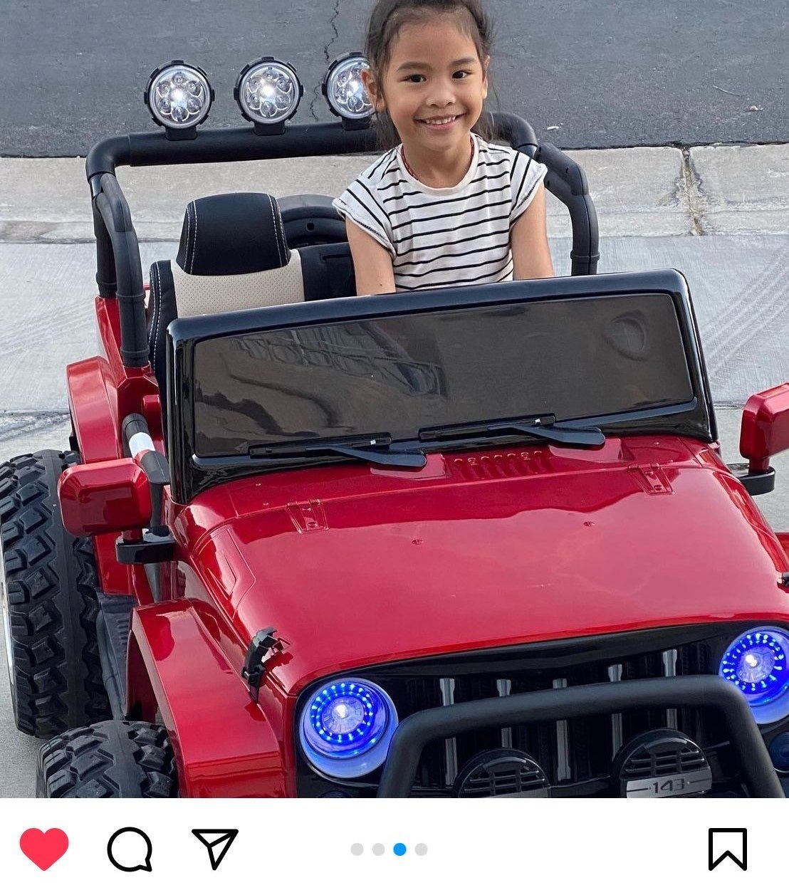 Magic Cars 2 Seater 24 Volt 4x4 Electric Ride On Jeep Style Rubber Tires Fully Loaded Truck ATV UTV For Kids Wireless Parental Control