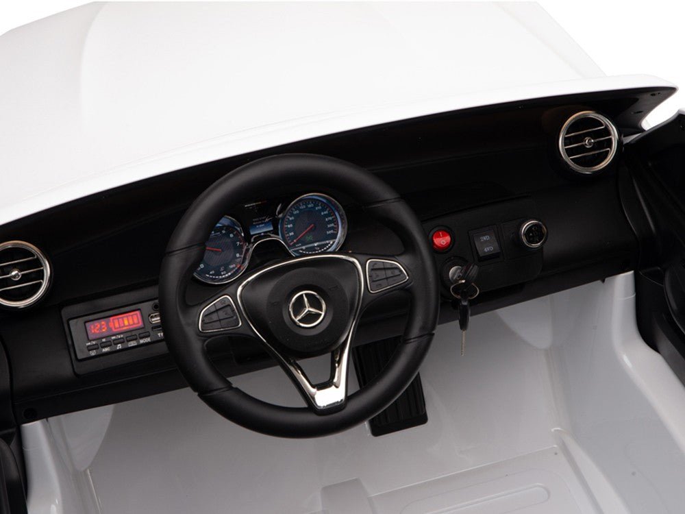 Magic Cars 2 Seater 4 Wheel Drive Mercedes Benz Truck Electric Ride On Car For Children Wireless Parental Control