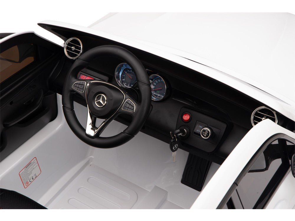 Magic Cars 2 Seater 4 Wheel Drive Mercedes Benz Truck Electric Ride On Car For Children Wireless Parental Control