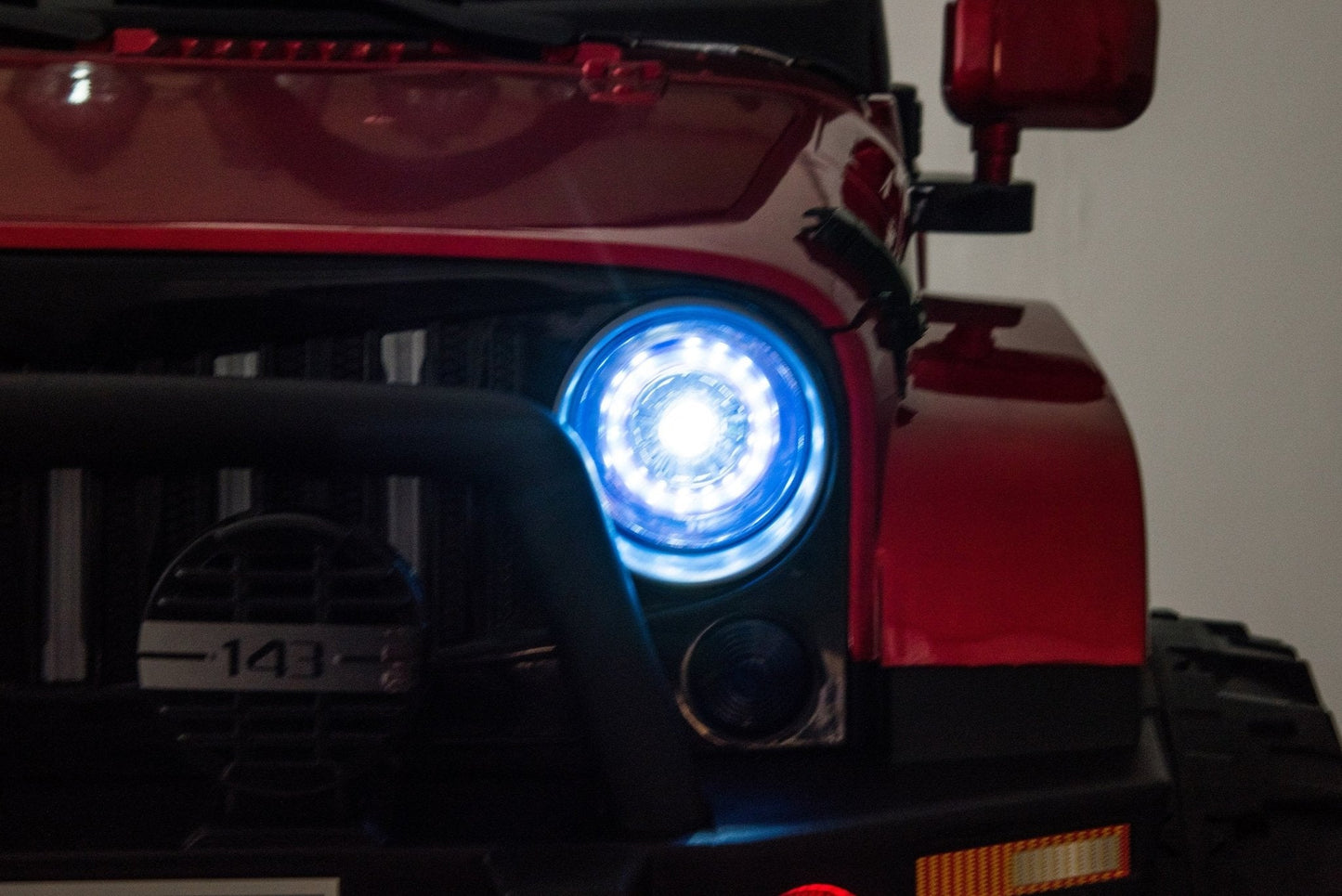 Magic Cars 24 Volt 2 Seater 4x4 Electric Ride On Jeep Style Rubber Tires Fully Loaded Truck UTV ATV For Kids Wireless Parental Control