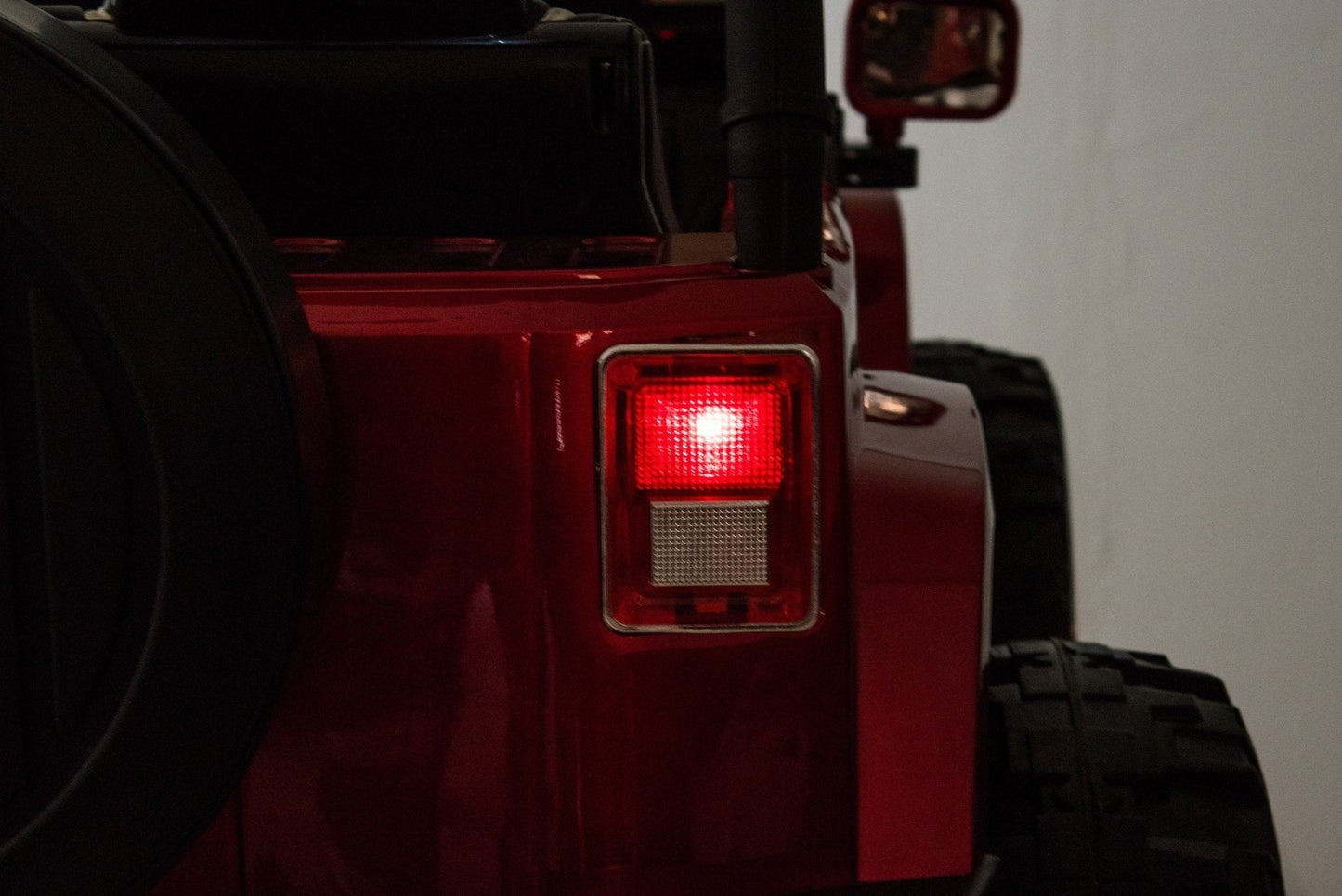 Magic Cars 24 Volt 2 Seater 4x4 Electric Ride On Jeep Style Rubber Tires Fully Loaded Truck UTV ATV For Kids Wireless Parental Control