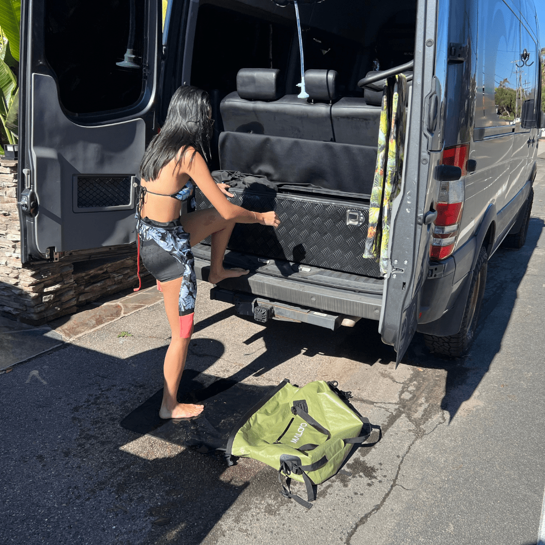 Malo'o Wetsuit Changing Bag