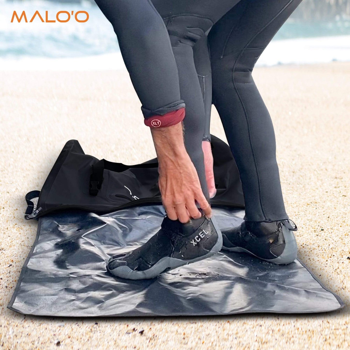 Malo'o Wetsuit Changing Bag