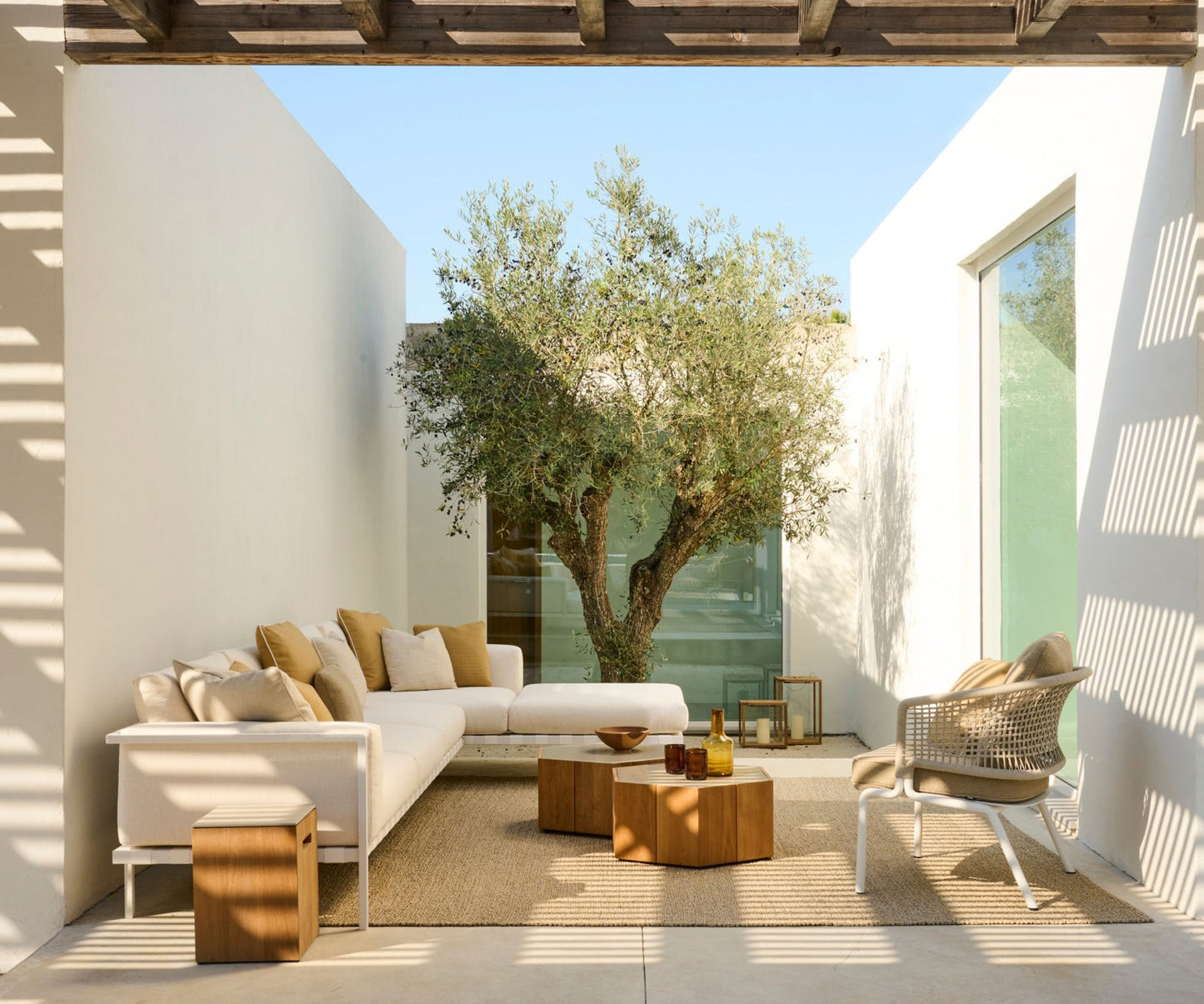 Natal Alu 2-Seater Sofa