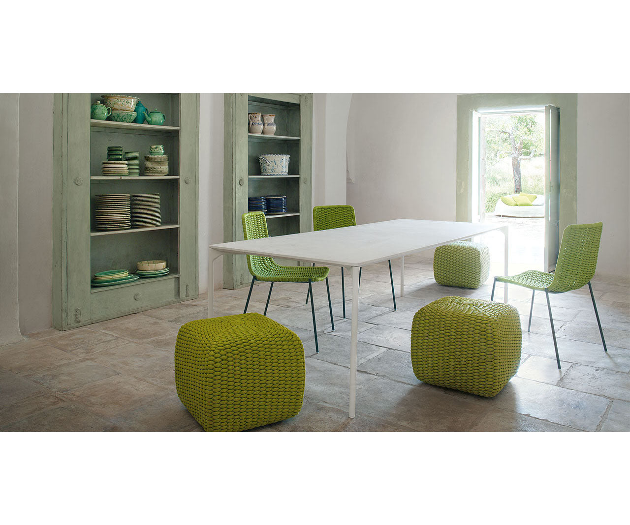 Plano Outdoor Rectangular Dining Table