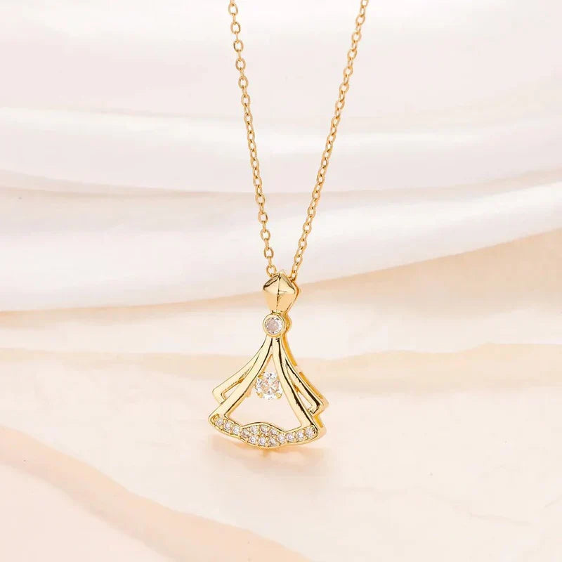 Rhinestone Decor Pendant Necklace