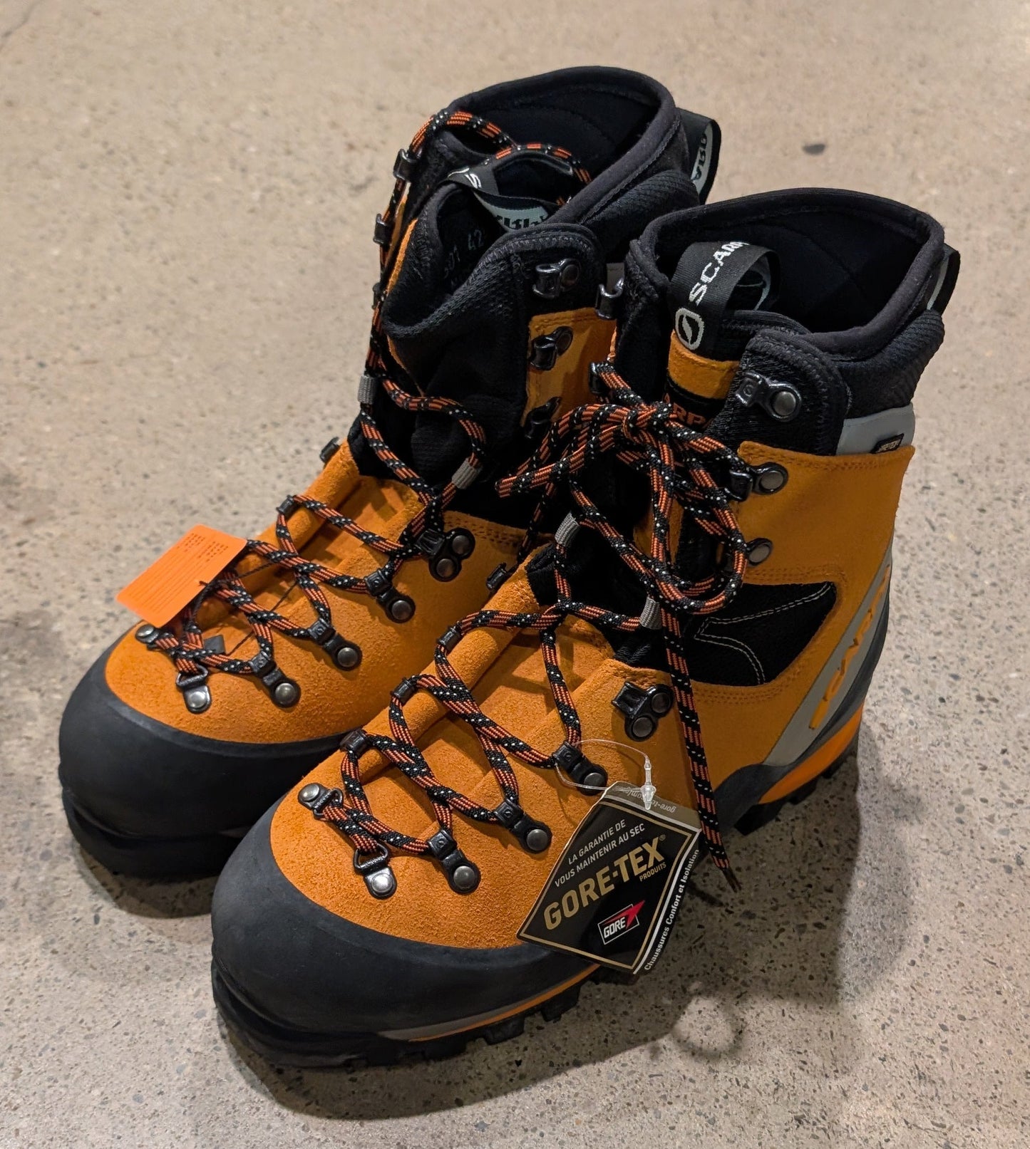 USED - SCARPA - MONT BLANC GTX