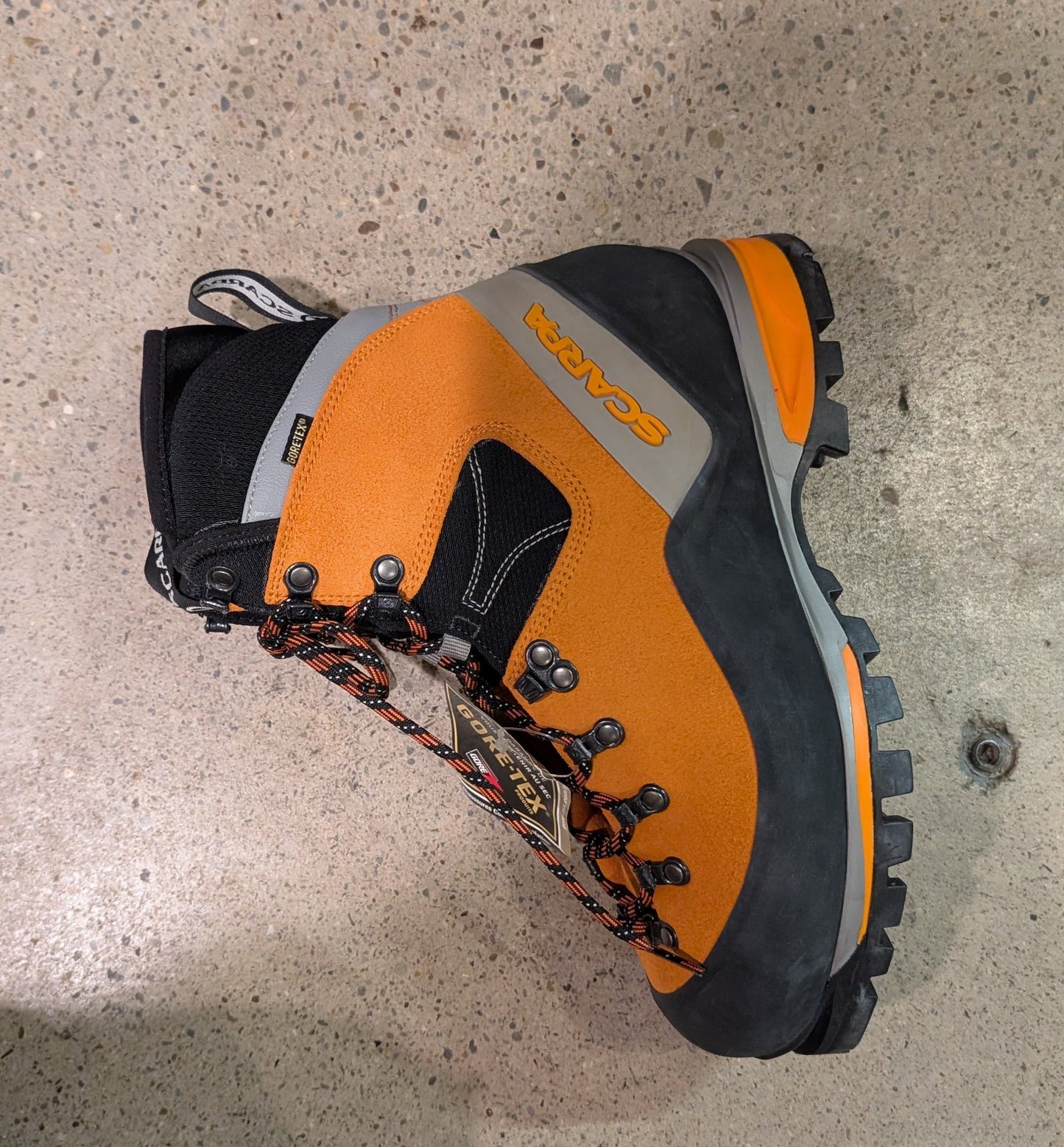 USED - SCARPA - MONT BLANC GTX