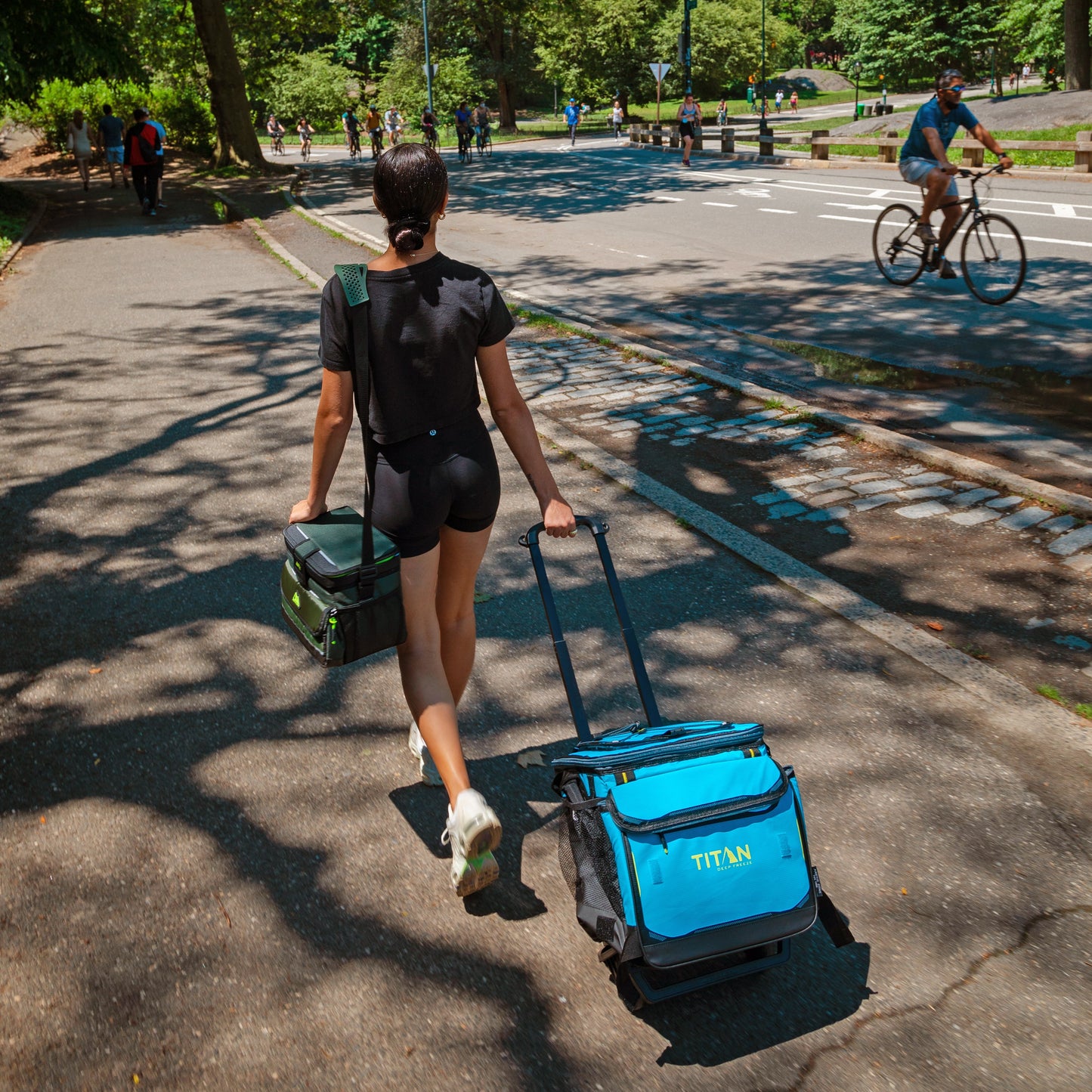 60 (50+10) Can Wheeled Cooler