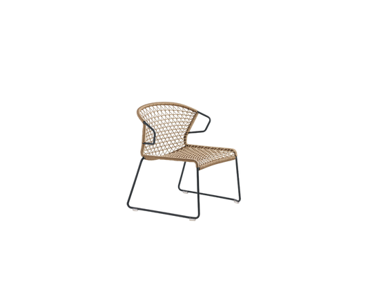 Vela Outdoor Lounge Chair