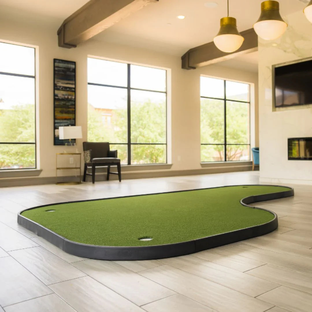 Shop Indoor Golf SIGPRO Walkoff Putting Green