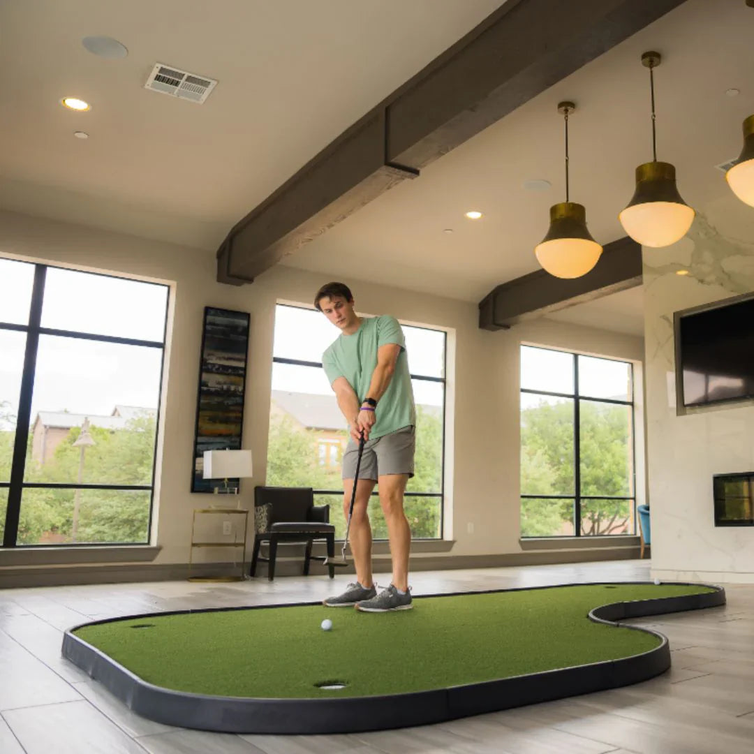 Shop Indoor Golf SIGPRO Walkoff Putting Green